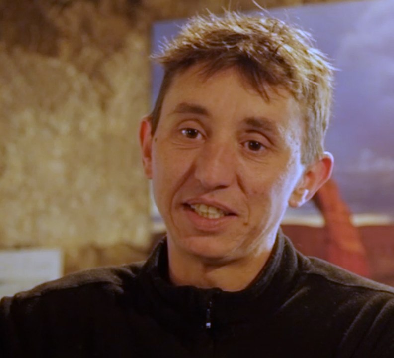 Il invente une lessive à base de cendres et d'eau de pluie