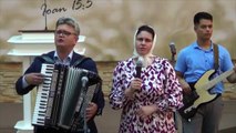 Familia Negrea Sorin&Debora - De eşti căzut şi crezi că-n în cer ai fost dat uitării.