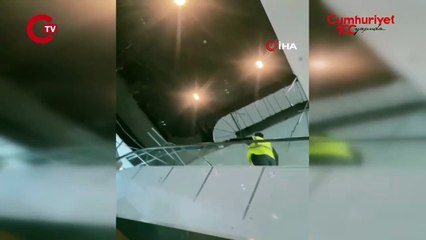Sağanak yağmur sonrası Finans Merkezinde AVM tavanı çöktü!