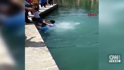 Balıklıgöl’e düşen çocuğun kurtarılma anı kamerada | VİDEO HABER