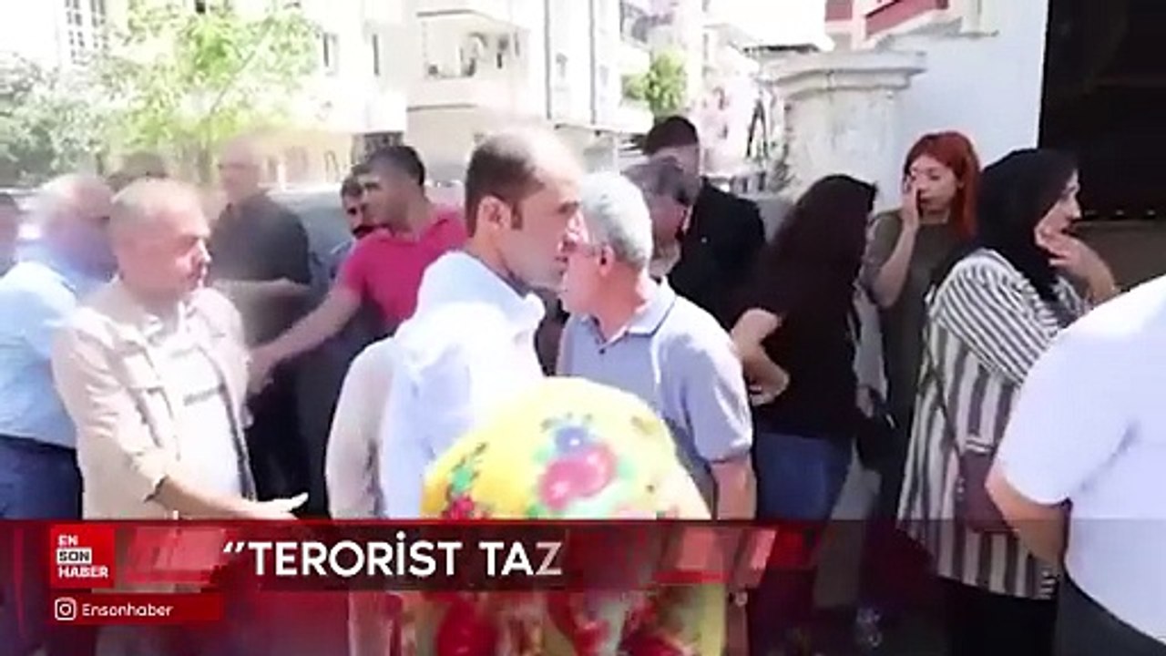 DEM Parti Batman Milletvekili Zeynep Oduncu, teröristin taziyesine katıldı