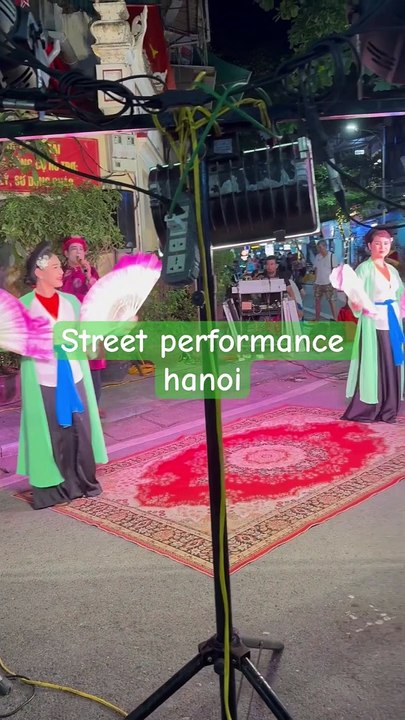 Old Quarter Hanoi Street Performers WOW Crowds!