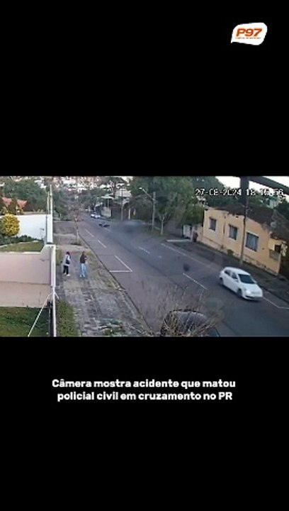 Imagens fortes! Câmera mostra acidente que matou policial civil em cruzamento no PR