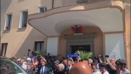 Lukaku al Napoli, tifosi in delirio per le visite mediche - Video