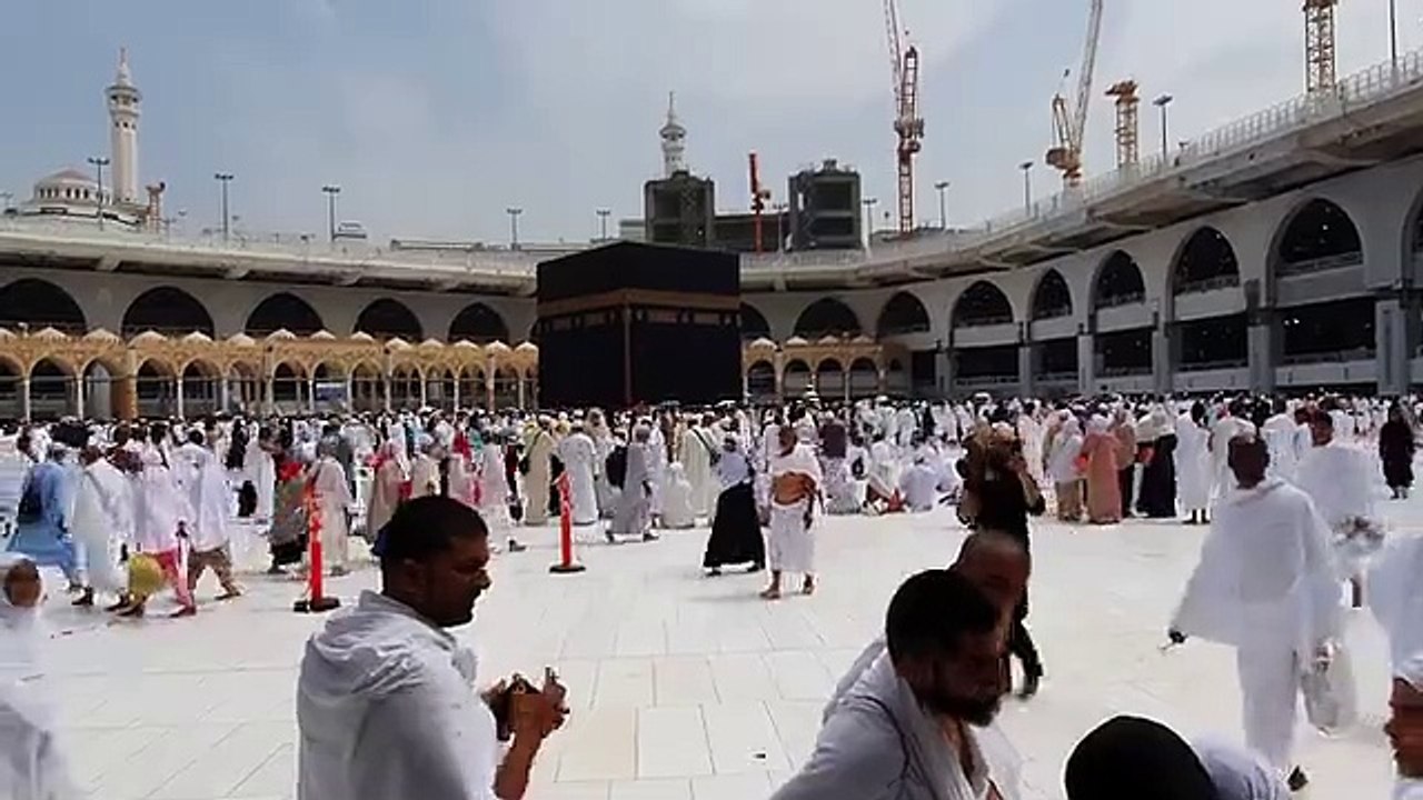Hazrt Aswad in kabb