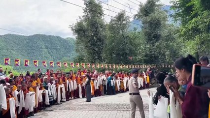 Visszatért Indiába a dalai láma