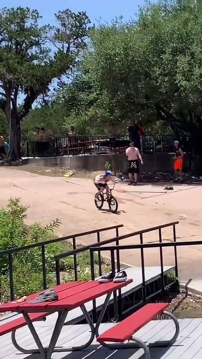 Almost 5 years ago.. good ole lake launch  Doing another one soon maybe I’ll send an ebike off it   #lake #launch #water #bike #sendit