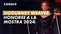 Le discours de Sigourney Weaver qui reçoit un Lion d'Or D'Honneur à la Mostra 2024