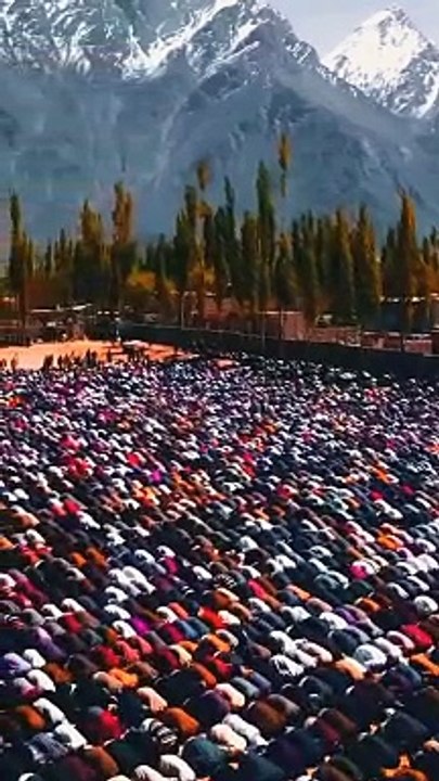 رسول اللہ ﷺ سوتے رہے اور جب آدھی رات ہو گئی