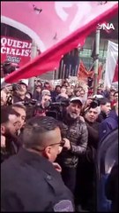 La Policía Federal reprimió a los jubilados que se movilizaban en el Congreso contra el veto de Milei