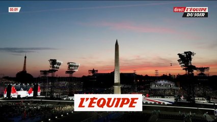 Florent Manaudou a apporté la flamme place de la Concorde - Tous sports - Para