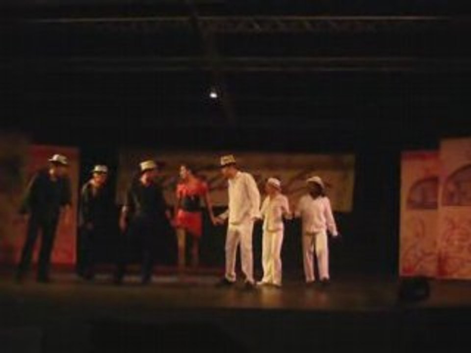 Cabaret lookea punta cana "Shakira"