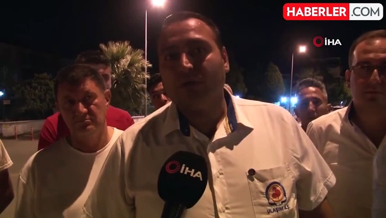 Otobüsün farından rahatsız olan baba-oğul, şoförü darp etti... O anlar kamerada