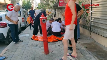 Sultangazi'de bir kişi kaldırımda yürürken silahlı saldırıya uğradı