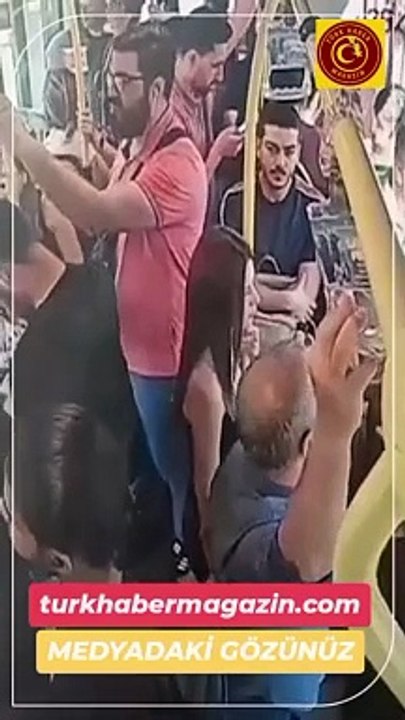 Küçükçekmece'deki kaza metrobüs kamerasında! Yolcular böyle savruldu