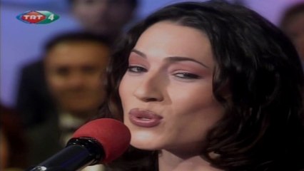 Aslı Pakalınlar / Saçların dağılmış görünmez yüzün