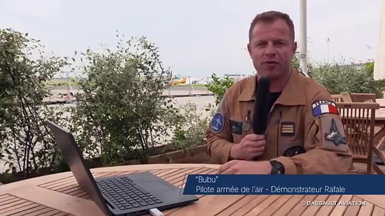 Demonstrasi Pesawat Rafale