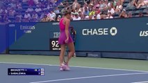 Sabalenka powers past Bronzetti at US Open