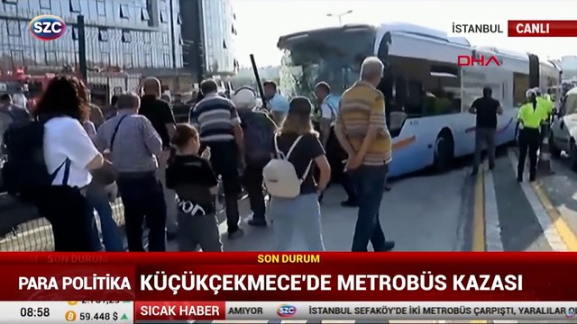 Sefaköy'de metrobüs kazası: Yaralılar var...
