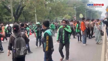 Ada Demo Ojol, Jalan Medan Merdeka Barat Jakpus Ditutup