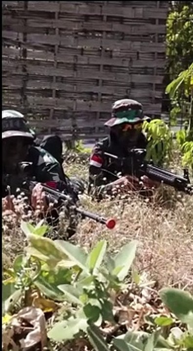 U.S Army Soldiers with Indonesian National Armed Forces