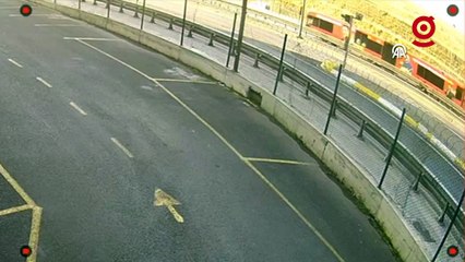 İstanbul'da Metrobüs Kazası Kamerada