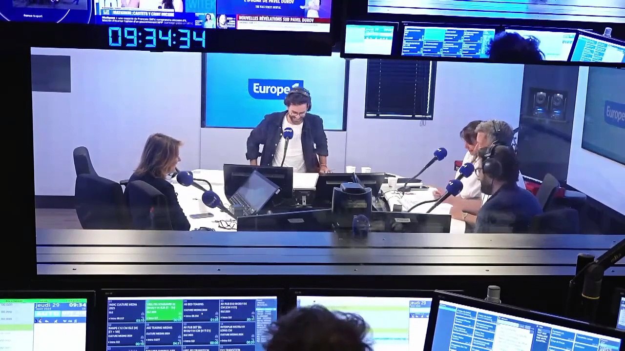 Jean-Luc Lemoine face à Pascale de La Tour du Pin : «Est-ce que vous seriez pas le porte bonheur du PAF ?»