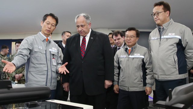 [기업] 한화오션, 국내 최초로 미 해군 함정 정비 사업 수주 / YTN