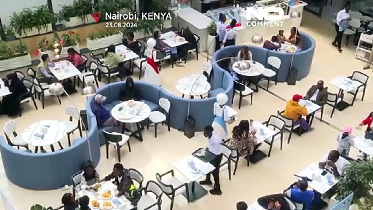 No Comment : des robots serveurs dans un restaurant au Kenya