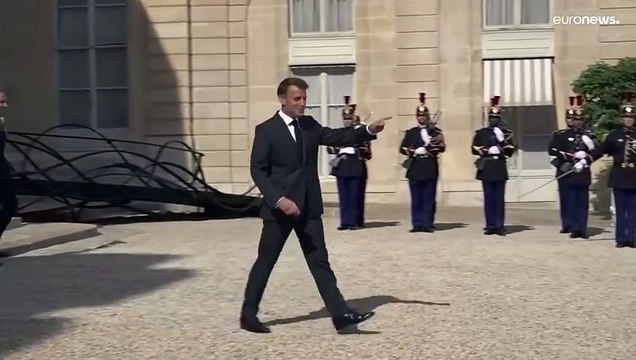 بعد برلين.. كير ستارمر يلتقي ماكرون في باريس لبحث تعزيز العلاقات الثنائية