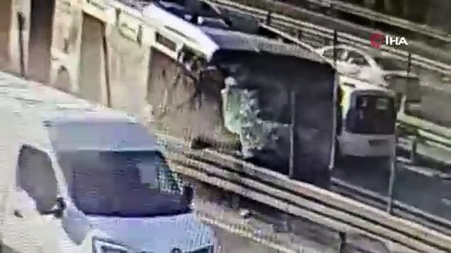 Küçükçekmece’deki metrobüs kazasının yeni görüntüsü ortaya çıktı
