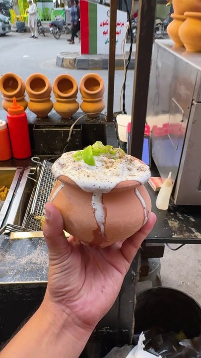 Unique Cheesy Matka Fries | Burns Road Food Street | Street Food Of Paksitan