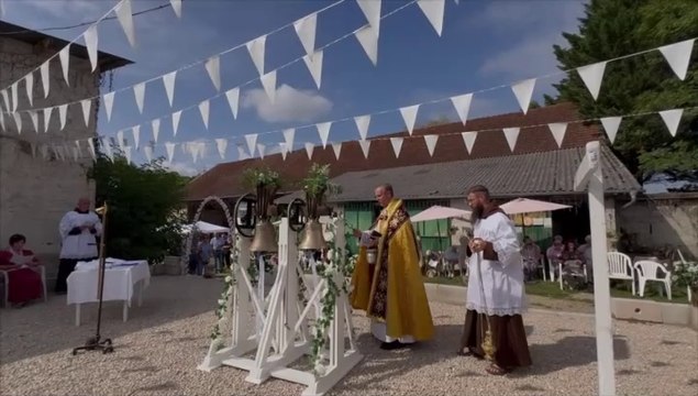 Bénédiction des cloches et de la première pierre chapelle Sainte-Monique-Fitilieu film Jean-Claude Guerguy by Ciné Art Loisir