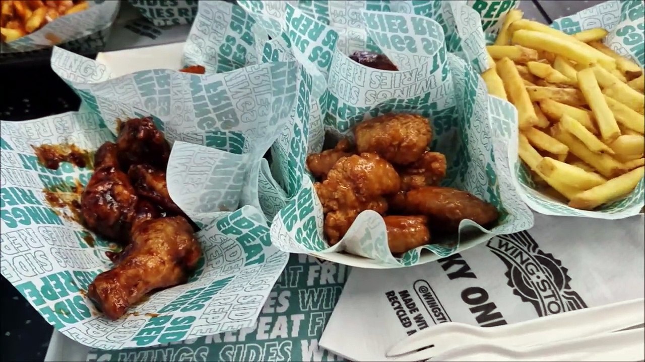 We try out Crawley's newest restaurant - Wing Stop