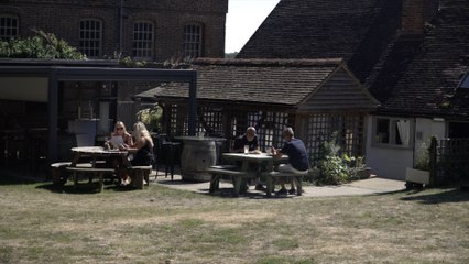 Kent reacts to rumoured plans for pub garden smoking ban