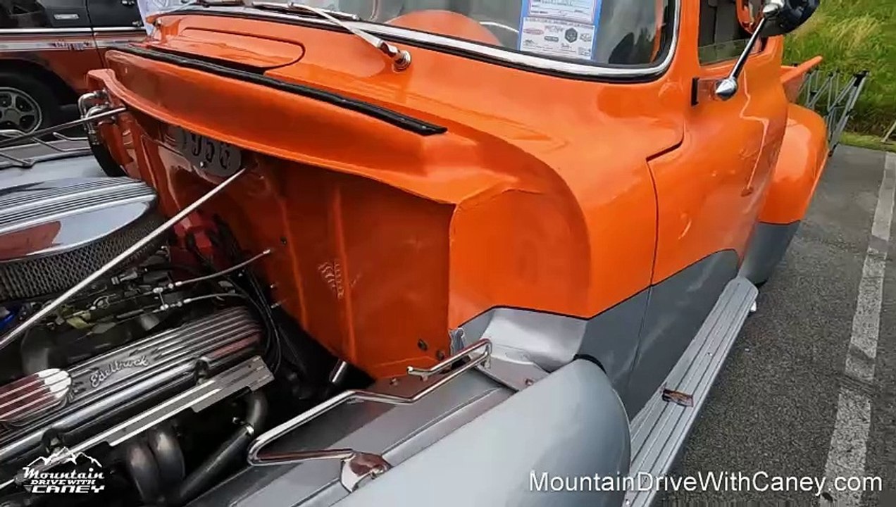 1956 Ford F100 Pickup Truck Full Video https://dai.ly/x94r64a
