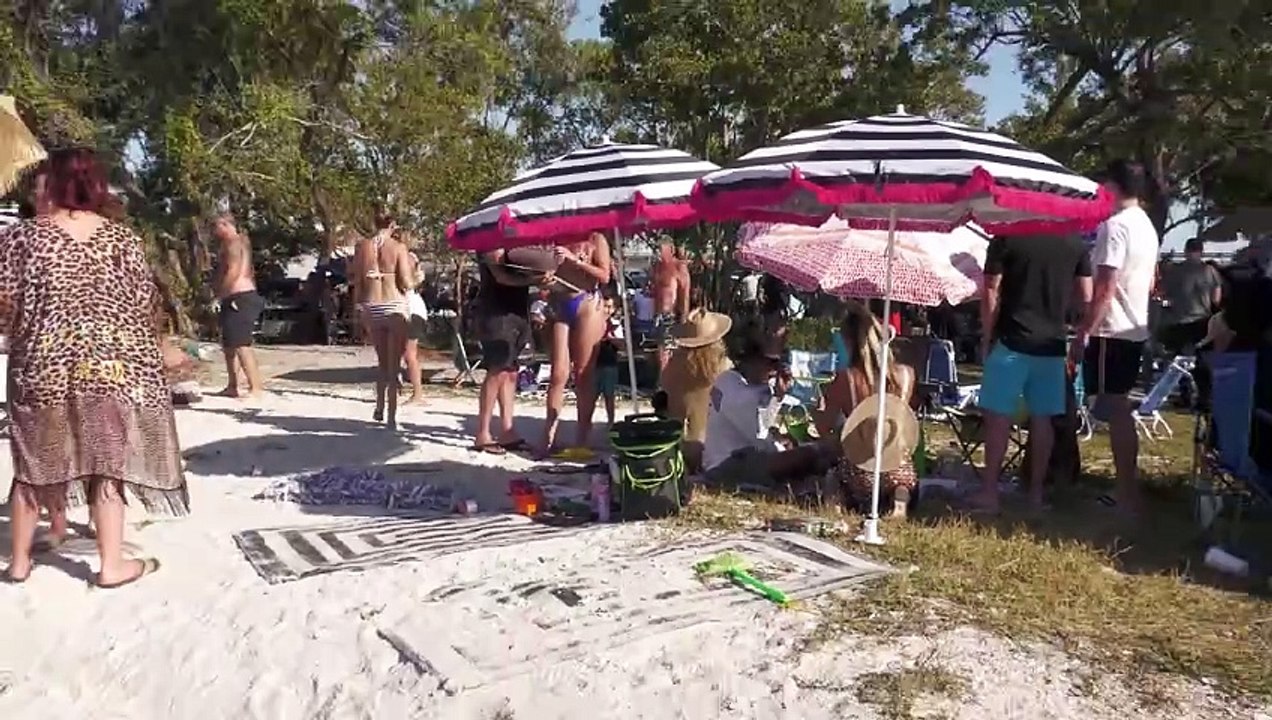 Sanibel Island Florida Crazy Beach Party - Attractions