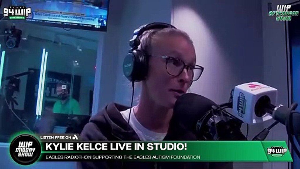 Kylie Kelce Takes The Hoagiemouth Quiz