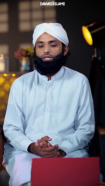Makhrooh waqt main tilawat krna k sa hai