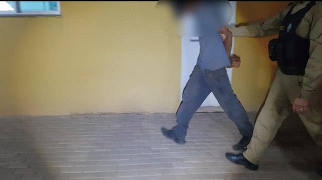 Rapaz é detido acusado de furto de fios em Cascavel