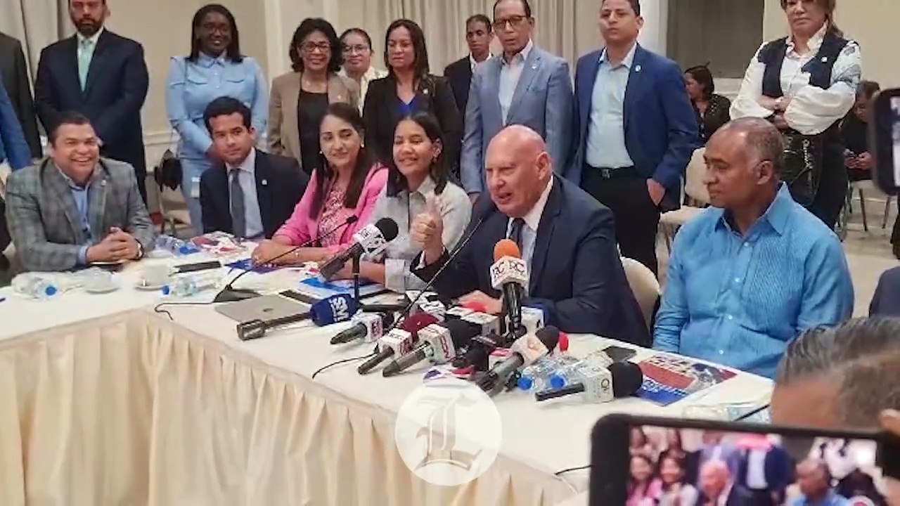 Comisión bicameral que estudia proyecto reforma constitucional se reúne; no descarta vistas públicas