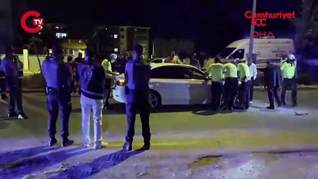 Ters yöne giren otomobil karşı yönden gelenle kafa kafaya çarpıştı: 1 ölü, 5 yaralı