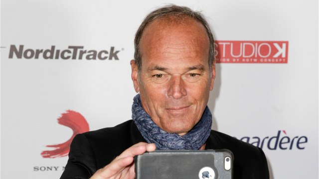 GALA VIDEO - Laurent Baffie marié depuis 33 ans : ces rares informations qu’il divulgue sur sa vie privée
