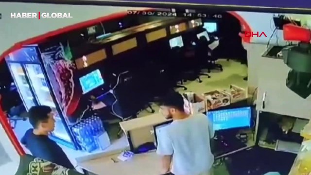 Bursa'da bilgisayarda oyun oynarken yakalanan asker kaçağının görüntüleri gündem oldu
