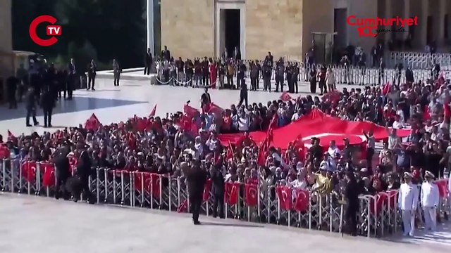 Anıtkabir'de yine Erdoğan sloganları