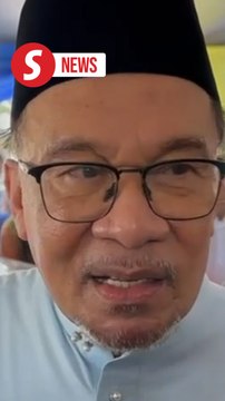 Anwar assures tourists that Kuala Lumpur is safe after sinkhole incident