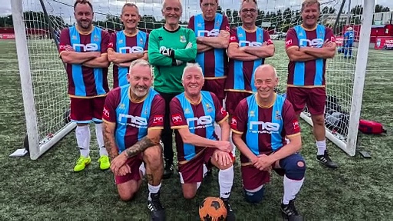 Farnham Town Flares