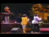 Whitney Houston & Bobby Brown Something In Common(Brazil 94)