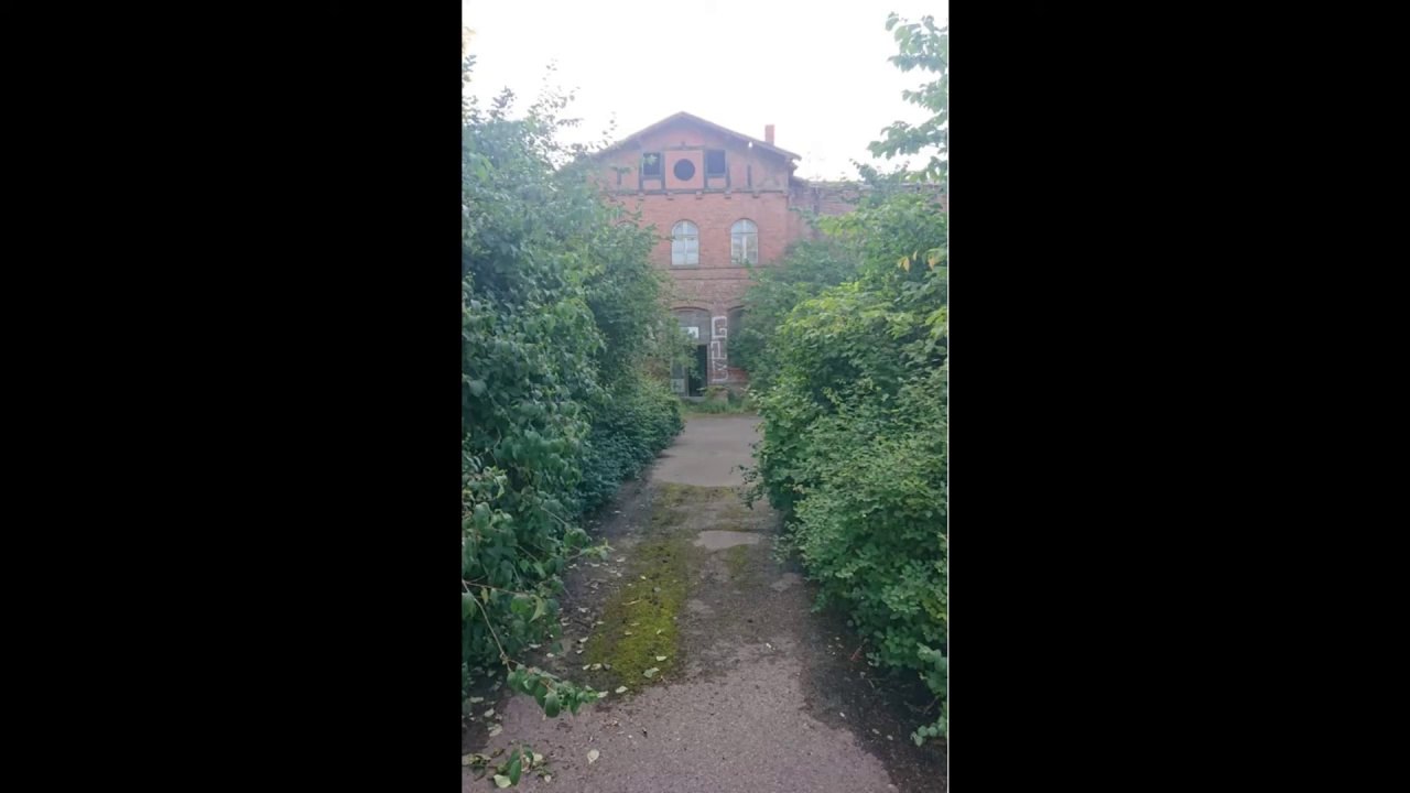 Lost Places Der verlassene Bahnhof mit trauriger Geschichte....