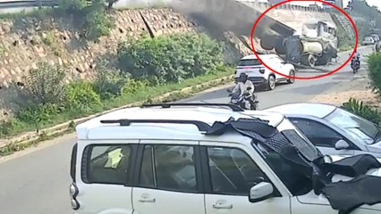 जयपुर में पुलिया से सर्विस लाइन पर जा रहे ट्रैक्टर-टैंकर पर गिरा ट्रोला